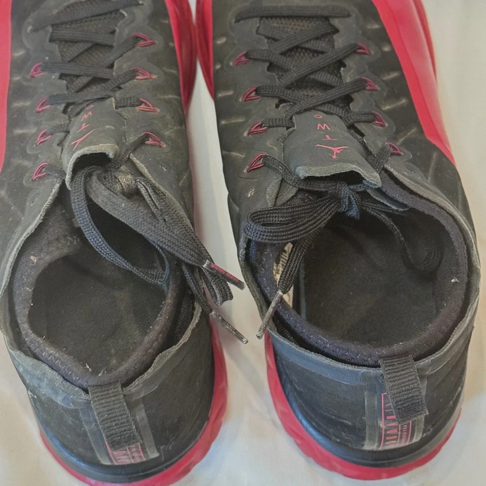 Jordan Trainer Prime Mens Size 8.5 Flu Game Black Red 881463-060 Sneaker Nike